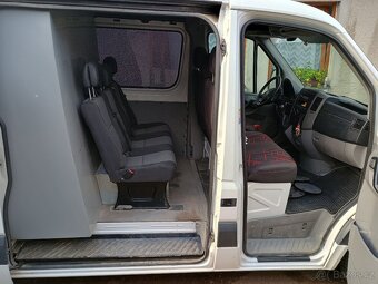 VW CRAFTER 2.0 100kw 6místné - 8