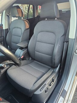 ŠKODA SUPERB 2010 2.0TDI 125kW 4x4 ELEGANCE,SENZORY,VÝHŘEV - 8