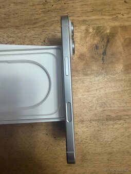 Prodám Iphone 16 Pro 128 GB baterie 97% - 8