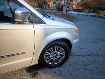 Chrysler Town and Country STOWN 3,6 Benzín 211 Kw - 8