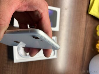 iPhone SE 2020 128GB White - 8