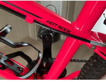 Dětské kolo Specialized Hotrock 24 - acid pink/black - 8