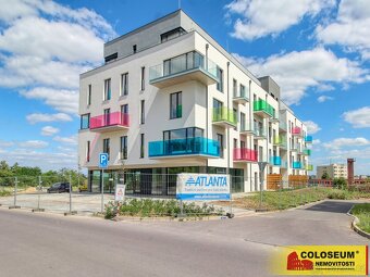 Znojmo, pronájem nadstandartního bytu 4+kk,106 m2, balkon - - 8