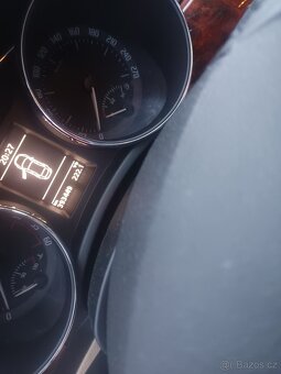 Prodám škoda Superb 2.0 125 kW dsg - 8