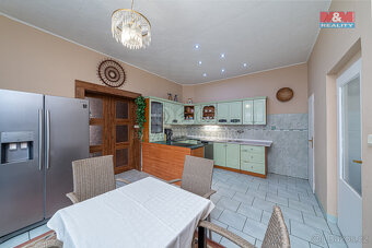 Prodej rodinného domu, 280 m², Libina - 8