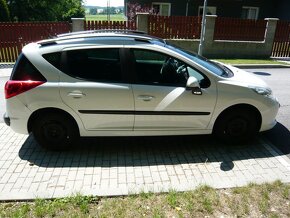 Peugeot 207 SW 1,4i 16v VTI 95 Urban Move - 8