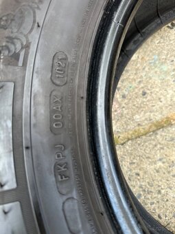 Použité letní pneu: 225/65/R16c - 4 kusy - 8