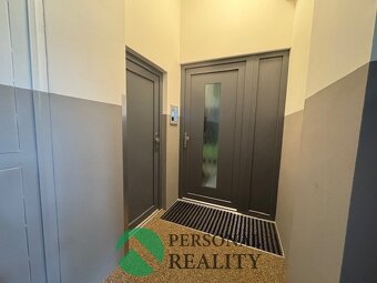 Pronájem obchodní prostory, 550 m2 - Praha - Strašnice - 8