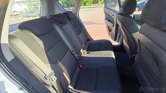 Hyundai i30CW 1,6 / 92 kw - 8
