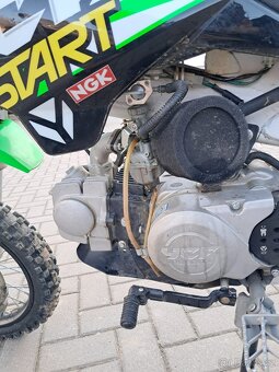 Pitbike YCF 125 start - 8
