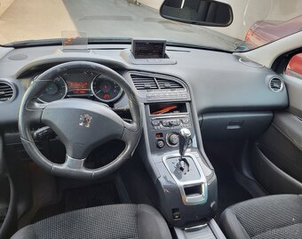 Peugeot 5008 2.0L HDi automat - 8
