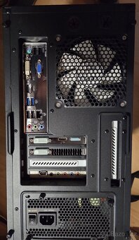 PC, i3 3,3GHz, Radeon HD 7790, 8 GB RAM - 8