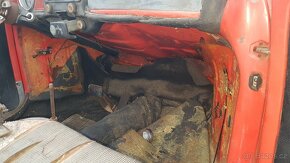 VW brouk kabrio orig.KARMANN - 8