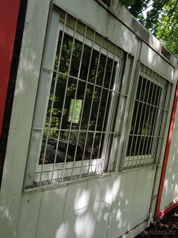 Sestava 3 x kancelářský-obytný kontejner,dílna - - 8