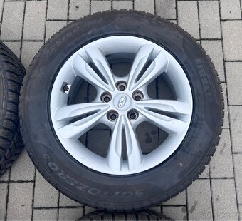 Hyundai Tucson, i35 - 17" alu + zimní 225/60 Pirelli 7-8mm - 8