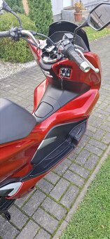 Honda PCX 124 ABS - 8
