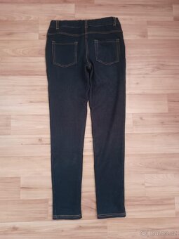 HOLKA kraťasy, legíny, kalhoty... 146 - 8