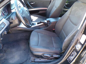 BMW 2,0 320D - 8