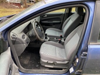 Ford Focus na náhradní díly - 8