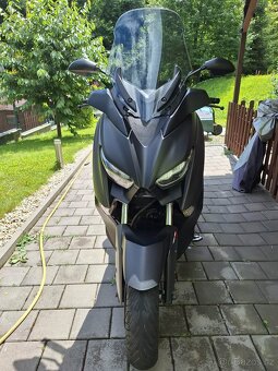 Yamaha X max - 8