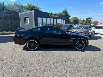 Ford Mustang GT 2007 - 8