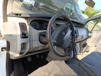 Renault Trafic 2.0 DCi long klima tažné 84kw - 8