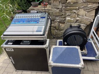 Presonus StudioLive 24.4.2 + Velký párák + Case - 8