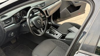 Skoda Superb/2015/DSG/NOVA STK/ - 8