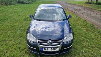 Volkswagen Jetta 2,0 TDI DPF Comfortline - 8