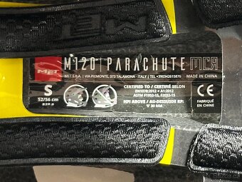 HELMA MET PARACHUTE MCR MIPS ČERNÁ - vel. S 52/56 - 8