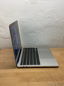 MacBook Pro M2 2022 /8GB RAM/256GB SSD/Záruka 100% BATERIE - 8
