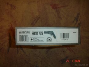 Prodám vzduchovka revolver Umarex T4E HDR 50 11J na bombičky - 8