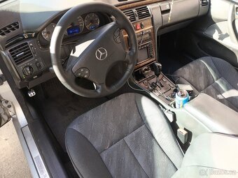 Mercedes w 210 320 cdi 145 kw - 8