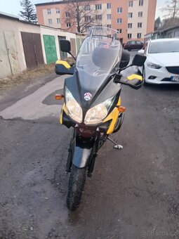 Suzuki DL-1000 V-strom 2002 - 8