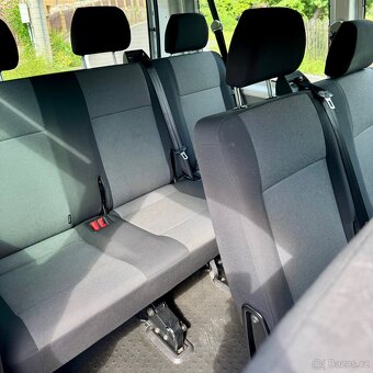 VW Transporter T6 2.0 TDI 75kw 9míst,senzory,klima,výhřev - 8