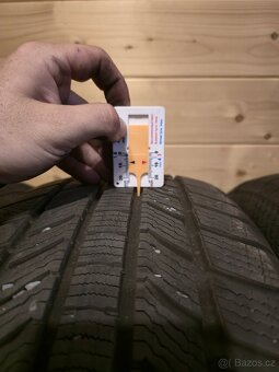 Zimní pneumatiky Continental 235/45 r20 - 8