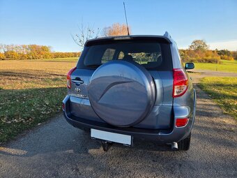 Toyota RAV4 - 4x4 - 2.2 D-CAT - 130KW - KUP ČR - 8