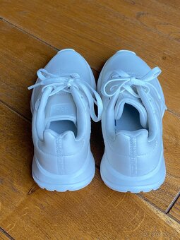Dětské tenisky Adidas (nové), vel. 31 - 8