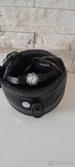 Lyžařská helma + lyže - 8