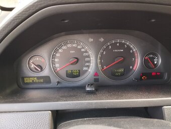 Volvo XC90 2,5 T LPG manuál - 8