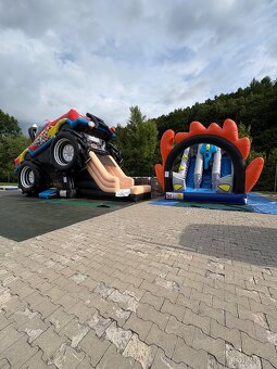 Nafukovací atrakce, skákací hrady, rodeo býk, kolotoč - 8