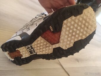 Snowboard set s vázáním a boty Vans - 8