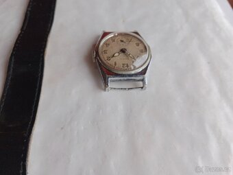 Staré funkční Swiss vojenské hodinky Doxa, - 8