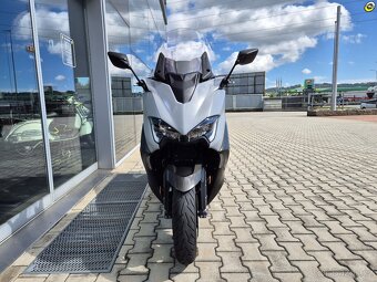 Yamaha T-Max 560 - 8