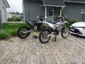 Elektrická motorka Honda CRF - 8