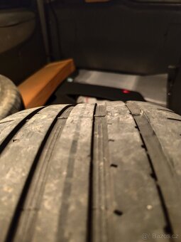 Pneu Dunlop 225/40 R18 - 8