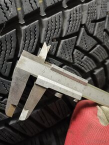 Zimní pneu 205/55 R16 - 8
