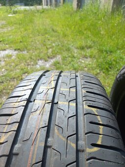 Letni pneu 195/60 R15 - 8