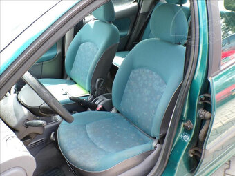 Peugeot 206 1,1 i KLIMATIZACE-HNED ODJÍŽDÍTE - 8