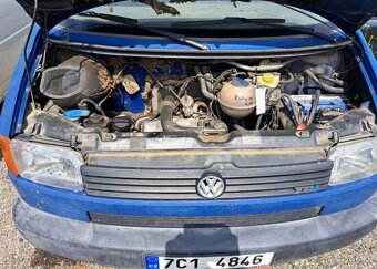 Volkswagen Transporter 2,5 TDI 65 kW nafta manuál 65 kw - 8